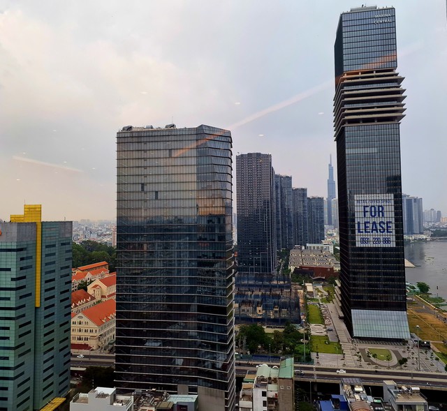 Bất động sản Việt Nam: Kẻ cười, người mếu - Ảnh 2.