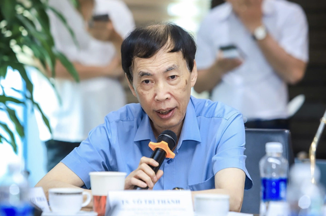 TS. Võ Trí Thành: Tăng trưởng tín dụng phải đi đôi với ổn định kinh tế vĩ mô và sự lành mạnh, an toàn của hệ thống ngân hàng - Ảnh 1.