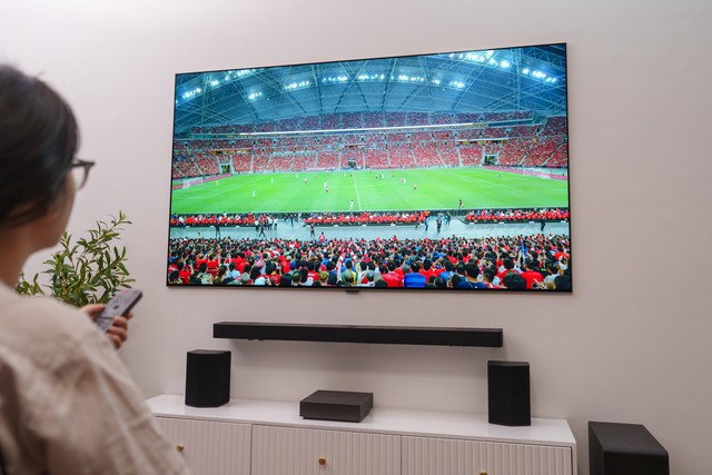 Trải nghiệm LG OLED W6 83 inch: TV 220 triệu đồng mỏng 9mm, gần như biến mất trên tường - Ảnh 8.