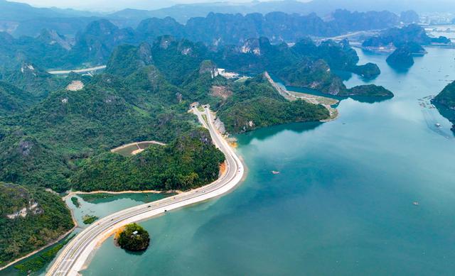 Quốc hội sẽ xem xét, quyết định thành lập hai thành phố trực thuộc Trung ương ngay trong tháng này- Ảnh 1.