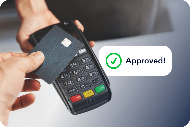 Vì sao nhiều người thích dùng thẻ tín dụng dù lãi suất có thể gần 50%/năm? - Ảnh 3.