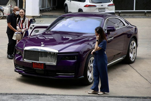 Chiếc xe đặc biệt của Madam Pang - Ảnh 2.