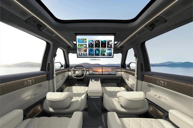 Volkswagen nhận cọc xe EREV đầu tiên tại Việt Nam: Có khả năng 'đi ngang như cua', chạy từ Hà Nội đến TP. Hồ Chí Minh không cần tiếp nhiên liệu - Ảnh 4.