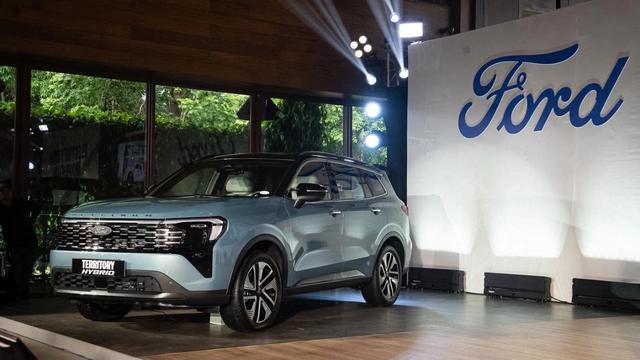 Ford Territory bản hybrid chính thức đặt chân tới Đông Nam Á: Giá từ 710 triệu đồng, mạnh 215 mã lực và sở hữu một tính năng thường chỉ có trên xe hạng sang - Ảnh 1.