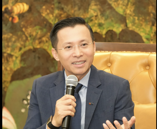 CEO MB: Lãi suất khó tăng thêm, nhưng thanh khoản vẫn là bài toán lớn trong nửa cuối năm - Ảnh 1.