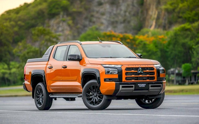 10 ô tô bán chạy tháng 8: Xe điện áp đảo, Mitsubishi Triton bất ngờ vượt Ford Ranger - Ảnh 3.