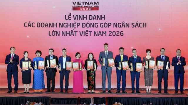TPBank lọt Top 8 ngân hàng tư nhân nộp ngân sách lớn nhất, ghi dấu mốc đóng góp cao nhất từ trước đến nay - Ảnh 2.