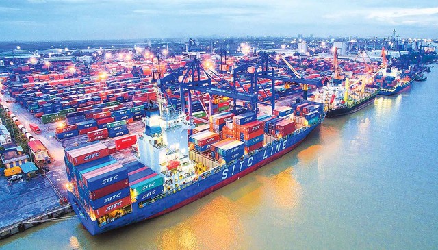 VietinBank bán đấu giá thành công hơn 2,2 triệu cổ phiếu Cảng Hải Phòng - Ảnh 1.
