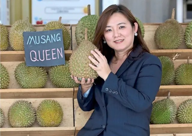 Đối thủ Việt Nam vừa thử một cách chưa từng làm với sầu riêng: Cho 2 tấn trái cây đi tàu biển tới Trung Quốc, bên trong container có một công nghệ đặc biệt - Ảnh 1.