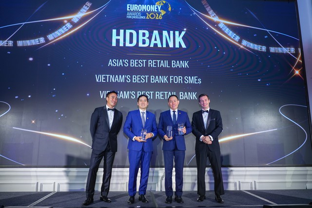 Danh hiệu “Ngân hàng Bán lẻ tốt nhất châu Á” lần đầu tiên được trao cho một ngân hàng Việt Nam - Ảnh 4.