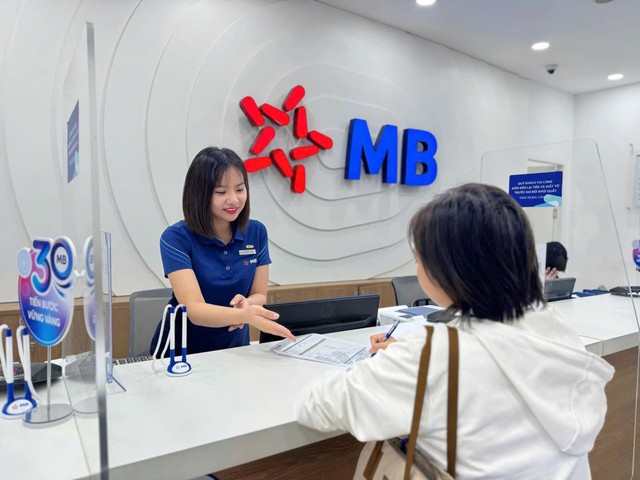 MB huy động 1.800 tỷ đồng trái phiếu trong 2 ngày - Ảnh 1.