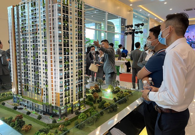 CEO EZ Property: Không áp lực tài chính, chưa nhất thiết phải bán nhà gửi tiết kiệm thời điểm này- Ảnh 1.