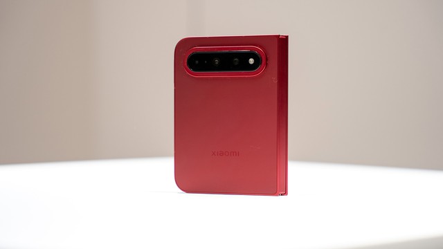 Xiaomi 18 Fold ra mắt: đón đầu iPhone Ultra, giá tương đương 40 triệu đồng - Ảnh 6.