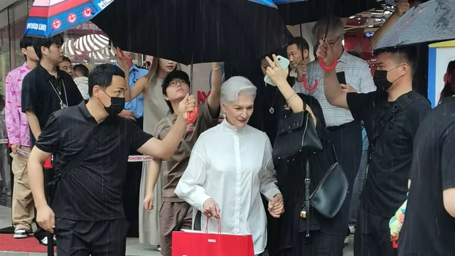 Nền kinh tế lớn thứ hai thế giới và người giàu nhất thế giới vẫn cần đến nhau bất chấp những rủi ro địa chính trị - Ảnh 1.