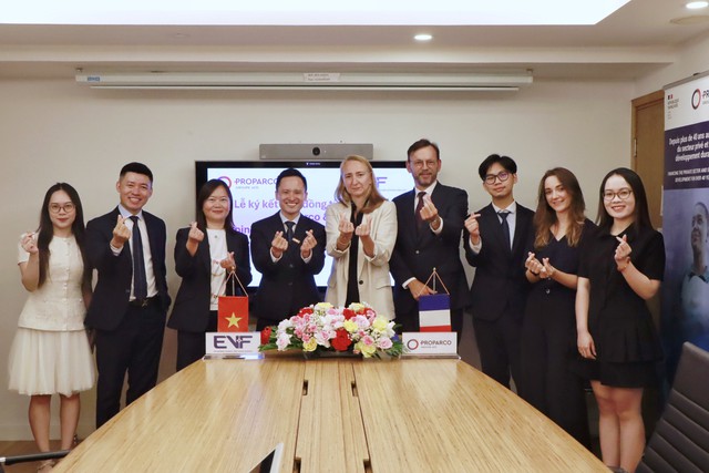 EVF hợp tác với Proparco triển khai gói tín dụng 20 triệu USD cho tài chính khí hậu và doanh nghiệp do phụ nữ làm chủ - Ảnh 2.