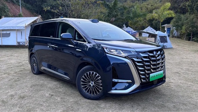 Mẫu xe này của BYD mà về Việt Nam thì Kia Carnival, Toyota Alphard coi chừng dần đi là vừa- Ảnh 2.