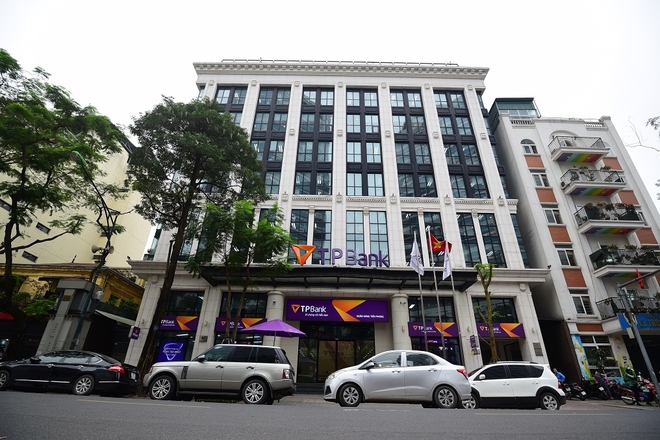 Hai phường của Hà Nội diện tích chưa đến 2 km2 nhưng là nơi đặt "đại bản doanh" hàng chục ngân hàng BIDV, Vietcombank, VietinBank, Techcombank,...- Ảnh 5.