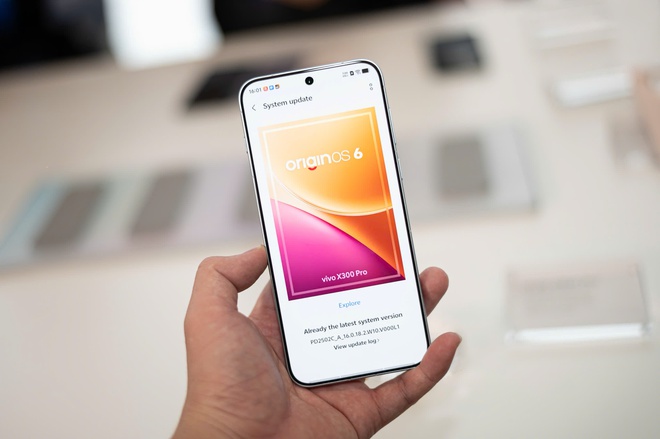Thêm một mẫu di động đỉnh cấp sắp về Việt Nam đối đầu iPhone 17 Pro Max  - Ảnh 2.