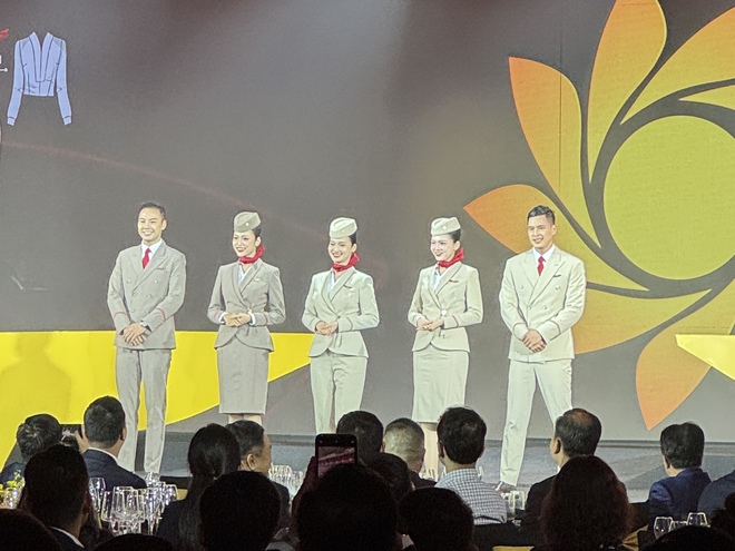 Lộ diện đồng phục của dàn tiếp viên, cơ trưởng, cơ phó Sun Phuquoc Airways - Ảnh 10.