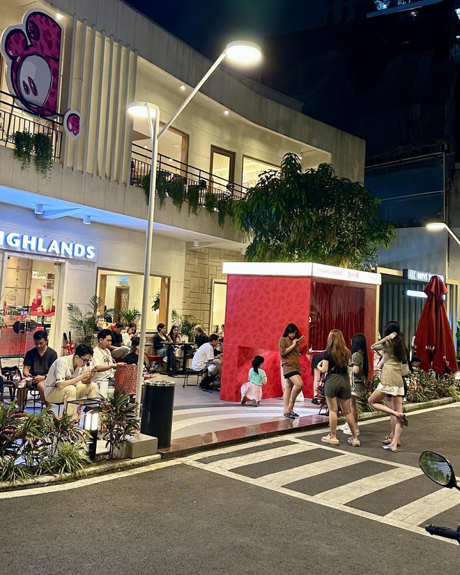 Highlands Coffee đang toan tính gì khi đặt photobooth tại chi nhánh Drive Thru? - Ảnh 6.