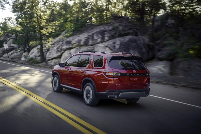 Honda Pilot – 'đàn anh' của CR-V có bản nâng cấp: Cứng cáp, cảm giác lái tốt hơn nhưng thiếu 1 điểm ăn khách - Ảnh 5.