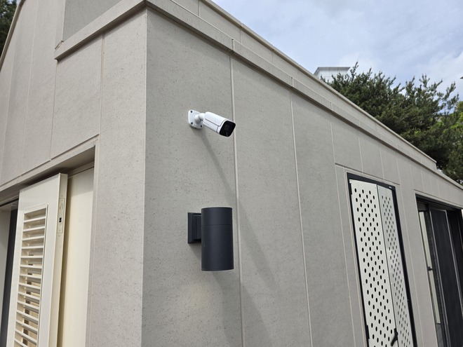 Mẫu nhà lắp ghép thông minh LG Smart Cottage cho những ai có ước mơ 'nuôi cá và trồng thêm rau'- Ảnh 2. Mẫu nhà lắp ghép thông minh LG Smart Cottage cho những ai có ước mơ 'nuôi cá và trồng thêm rau'- Ảnh 2.