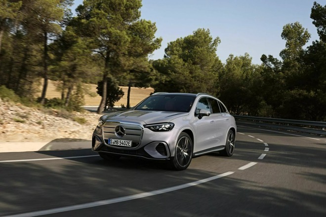 SUV bán chạy nhất của Mercedes tại Việt Nam có bản chạy điện: Thiết kế lột xác, tầm hoạt động hơn 700 km - Ảnh 11.
