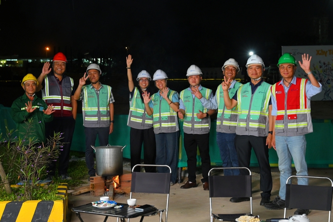 Xuyên Tết không nghỉ: Lãnh đạo công ty xây dựng top đầu Việt Nam cùng hơn 3.500 công nhân và kỹ sư đón Tết tại hai đại công trường phục vụ APEC 2027- Ảnh 2.