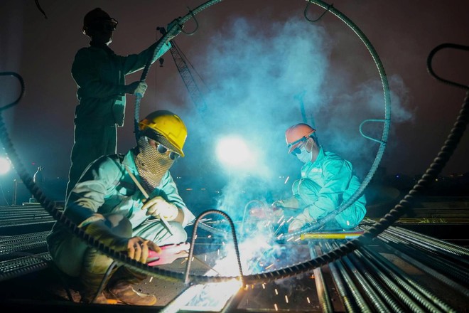 Ngay năm sau, dự kiến hoàn thành 'siêu cầu' vượt sông Hồng gần 16.000 tỷ đồng, nối phố cổ với Long Biên, tiến độ hiện ra sao? - Ảnh 4.