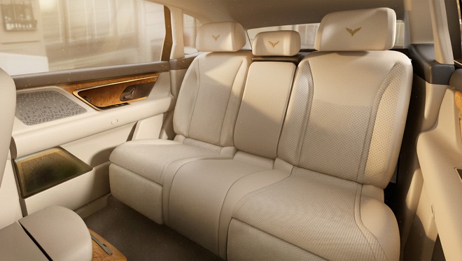 VinFast của ông Phạm Nhật Vượng bất ngờ ra mắt 2 mẫu xe điện hạng sang thuộc thương hiệu Lạc Hồng - Ảnh 6.