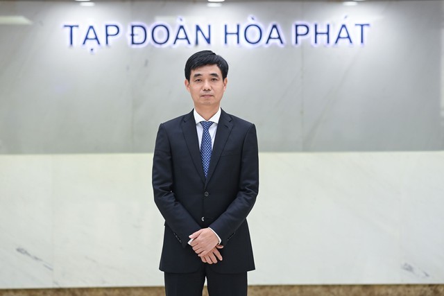Không có chuyện 'con ông cháu cha' ở Hòa Phát: Tỷ phú Trần Đình Long và nguyên tắc 'từ thấp đến cao' cho con cái - Ảnh 3. Không có chuyện 'con ông cháu cha' ở Hòa Phát: Tỷ phú Trần Đình Long và nguyên tắc 'từ thấp đến cao' cho con cái - Ảnh 3.