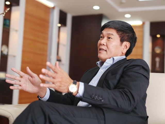 Không có chuyện 'con ông cháu cha' ở Hòa Phát: Tỷ phú Trần Đình Long và nguyên tắc 'từ thấp đến cao' cho con cái - Ảnh 2. Không có chuyện 'con ông cháu cha' ở Hòa Phát: Tỷ phú Trần Đình Long và nguyên tắc 'từ thấp đến cao' cho con cái - Ảnh 2.