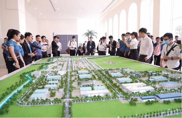 Luật Đất đai thông qua, giá bất động sản sẽ được điều chỉnh về mức hợp lý
 - Ảnh 1.