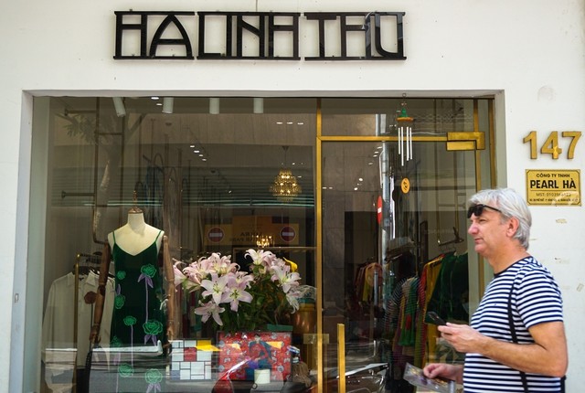 2 tuyến phố Việt có giá thuê đắt đỏ bậc nhất thế giới: Tràn ngập thời trang cao cấp, khách sạn 5 sao và … kem - Ảnh 4.