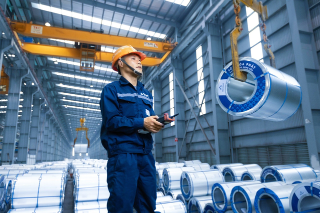 Sản lượng bán thép tháng 1/2024 của Hòa Phát tăng gần 60% so với cùng kỳ - Ảnh 1. Sản lượng bán thép tháng 1/2024 của Hòa Phát tăng gần 60% so với cùng kỳ - Ảnh 1.