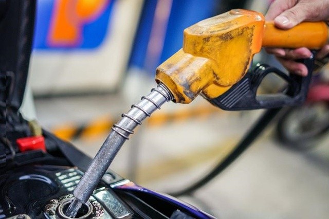 DN xăng dầu kín tiếng tài trợ pháo hoa đón năm mới tại Hải Phòng chỉ kém Hoàng Huy, Vingroup, 'đổ bộ' xây loạt kho chứa trên đất vàng Hà Tĩnh- Ảnh 1. DN xăng dầu kín tiếng tài trợ pháo hoa đón năm mới tại Hải Phòng chỉ kém Hoàng Huy, Vingroup, 'đổ bộ' xây loạt kho chứa trên đất vàng Hà Tĩnh- Ảnh 1.