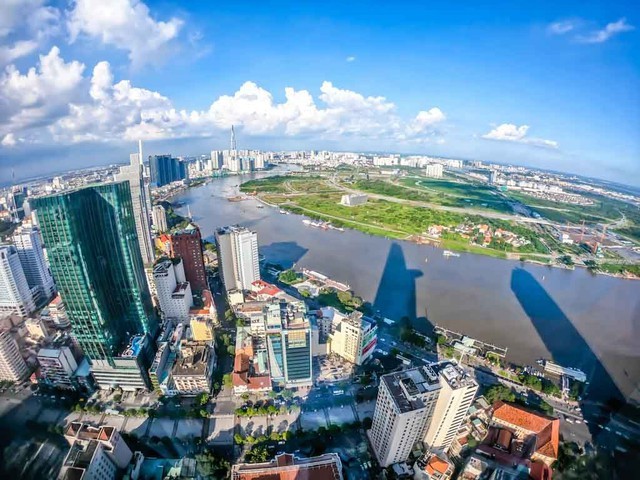 Thoát khỏi thu nhập trung bình thấp sau 30 năm, đâu là con đường phát triển lý tưởng để Việt Nam trở thành nước thu nhập cao vào năm 2045?- Ảnh 1.