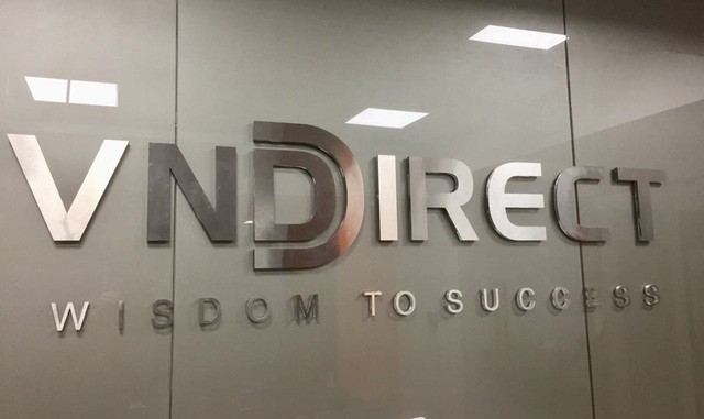 Cổ phiếu VNDIRECT giảm mạnh, khớp lệnh chóng mặt, khối ngoại bán ròng hàng trăm tỷ- Ảnh 1. Cổ phiếu VNDIRECT giảm mạnh, khớp lệnh chóng mặt, khối ngoại bán ròng hàng trăm tỷ- Ảnh 1.