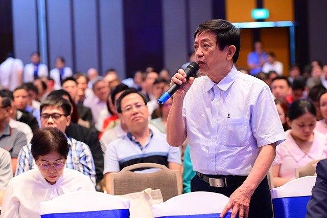 ĐHCĐ Ngân hàng ACB: Chốt mục tiêu lợi nhuận 22.000 tỷ đồng trong năm 2024, chia cổ tức tỷ lệ 25%- Ảnh 8. ĐHCĐ Ngân hàng ACB: Chốt mục tiêu lợi nhuận 22.000 tỷ đồng trong năm 2024, chia cổ tức tỷ lệ 25%- Ảnh 8.