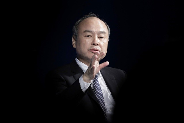 SoftBank đầu tư gần 9 tỷ USD/năm vào AI, trong 3 năm bán gần 30 tỷ USD cổ phần để tập trung cho cuộc chiến mới, Masayoshi Son sẽ tái xuất tại cuộc họp tới đây- Ảnh 1. SoftBank đầu tư gần 9 tỷ USD/năm vào AI, trong 3 năm bán gần 30 tỷ USD cổ phần để tập trung cho cuộc chiến mới, Masayoshi Son sẽ tái xuất tại cuộc họp tới đây- Ảnh 1.