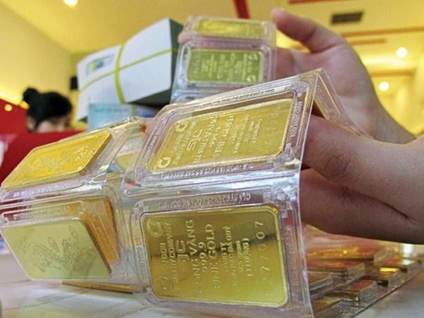Yêu cầu SJC tăng năng lực sản xuất vàng miếng với khối lượng lớn để can thiệp thị trường- Ảnh 1.