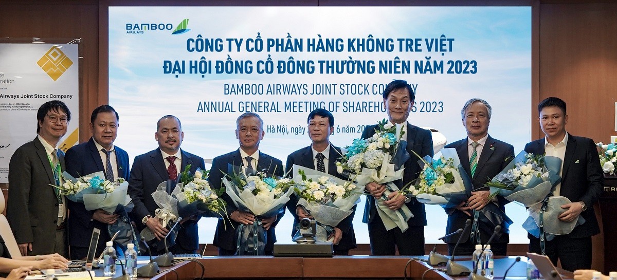 bamboo-airways-se-mien-nhiem-6-thanh-vien-hdqt-va-ban-kiem-soat-1694660232.jpg