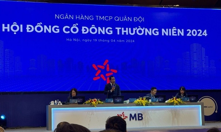 ba-ngan-hang-tu-nhan-chuan-bi-hop-dhdcd-bat-thuong-1716284370.jpg