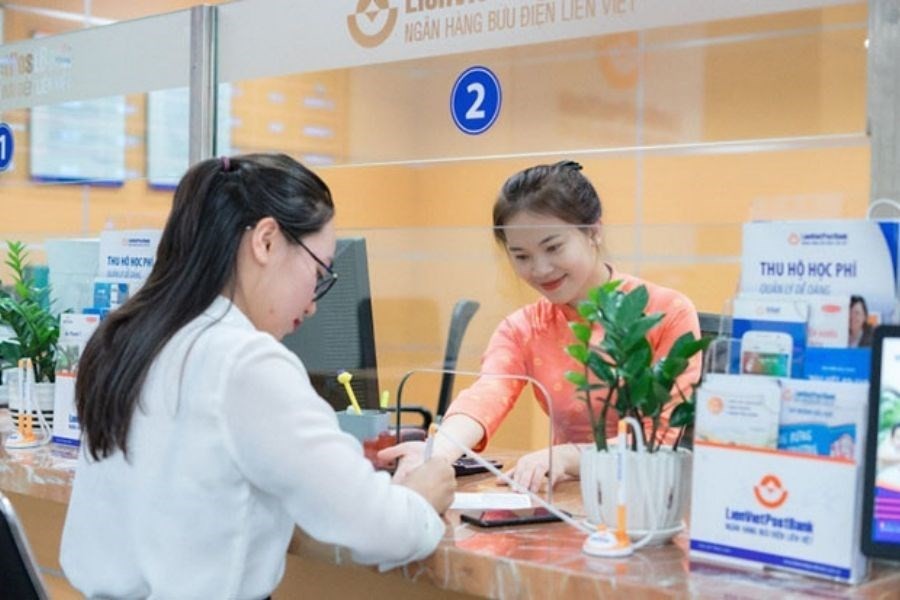 sau-vnpost-thoai-von-phong-giao-dich-buu-dien-lpbank-khong-duoc-nhan-gui-tiet-kiem-1694073058.jpg