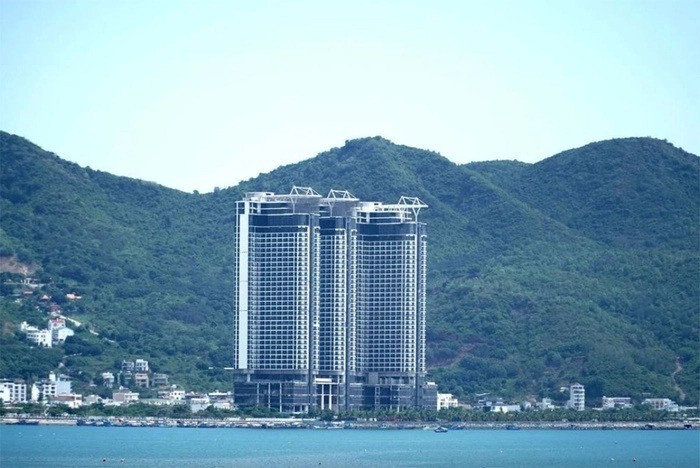 loat-du-an-bat-dong-san-nghi-duong-nghin-ty-nam-lan-bay-luot-bi-ngan-hang-siet-no-1698465357.jpg
