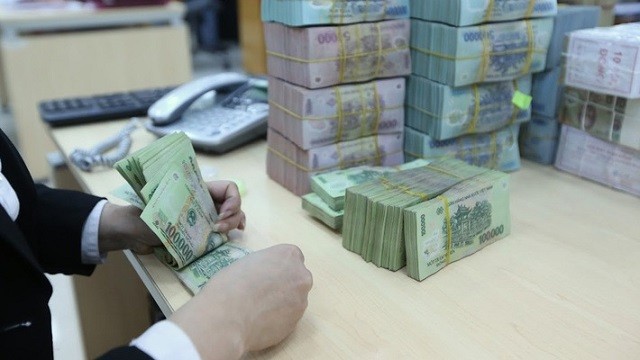 them-ngan-hang-tang-lai-suat-tiet-kiem-ky-han-ngan-tu-ngay-23-2-1708662193.jpg