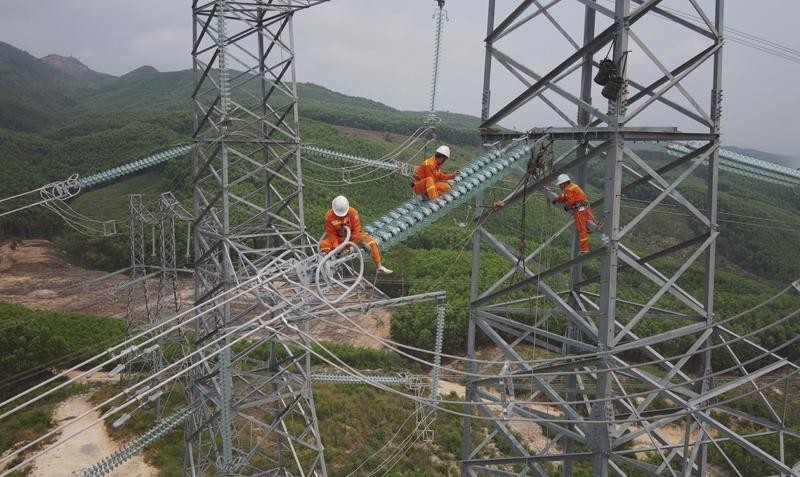 thu-tuong-yeu-cau-hoan-thanh-duong-day-500kv-trong-thang-62024-antt-1708057568.jpg