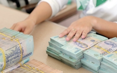 Tạm dừng cho vay để đặt cọc dự án bất động sản