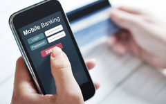 Ngân hàng cảnh báo không tải và sử dụng ngân hàng điện tử trên những điện thoại này
