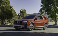 Honda Pilot – 'đàn anh' của CR-V có bản nâng cấp: Cứng cáp, cảm giác lái tốt hơn nhưng thiếu 1 điểm ăn khách